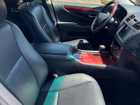 Used 2008 Lexus LS 460 image 10