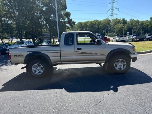 Used 2003 Toyota Tacoma 4x4 Xtracab V6 image 6