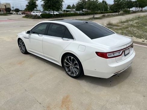 Used 2017 Lincoln Continental Reserve w/ Luxury Package AWD/4WD image 3