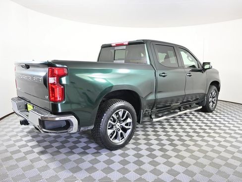 Used 2024 Chevrolet Silverado 1500 LT AWD/4WD image 7