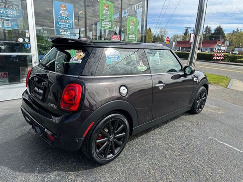 Used 2014 MINI Cooper S image 5