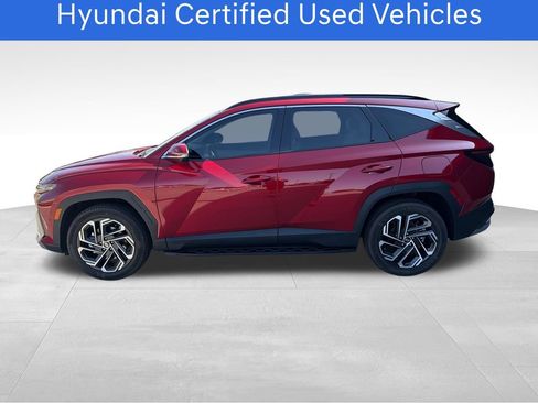 Certified 2025 Hyundai Tucson Limited AWD/4WD image 2