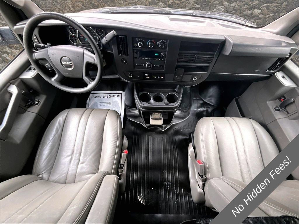 Used 2020 GMC Savana 2500 RWD image 13