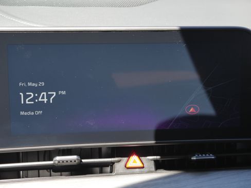 Used 2025 Kia Sportage X-Line AWD/4WD image 10