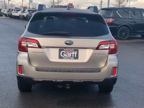 Used 2017 Subaru Outback 2.5i Limited image 7