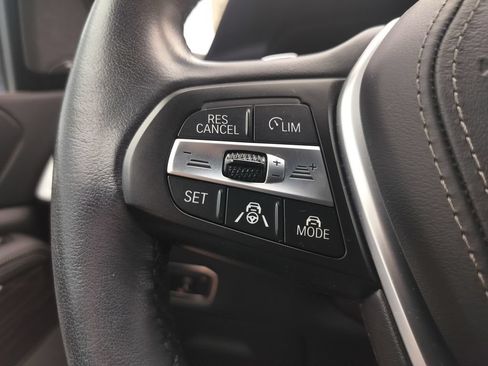 Used 2019 BMW X5 xDrive40i AWD/4WD image 14