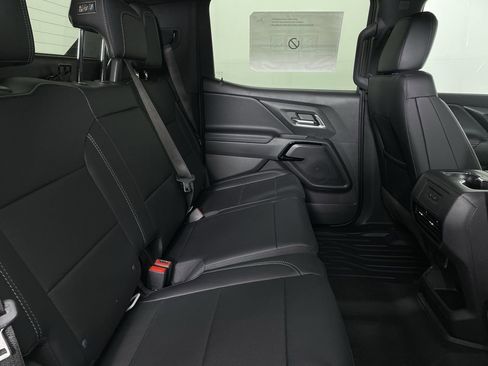 New 2025 Chevrolet Silverado EV LT image 85