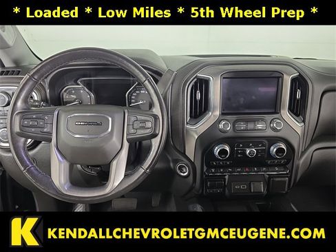 Used 2020 GMC Sierra 3500 Denali w/ Denali Ultimate Package image 13