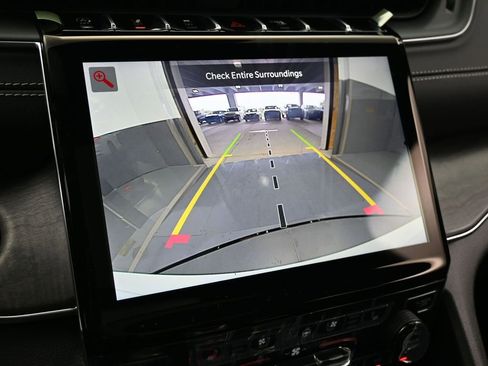 Used 2024 Jeep Grand Cherokee Overland w/ Luxury Tech Group IV image 11