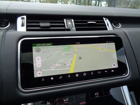 Used 2022 Land Rover Range Rover Sport HSE Silver Edition image 13