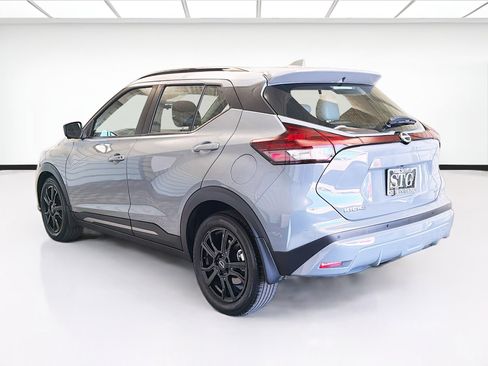 Used 2023 Nissan Kicks SR w/ SR Premium Package FWD image 6