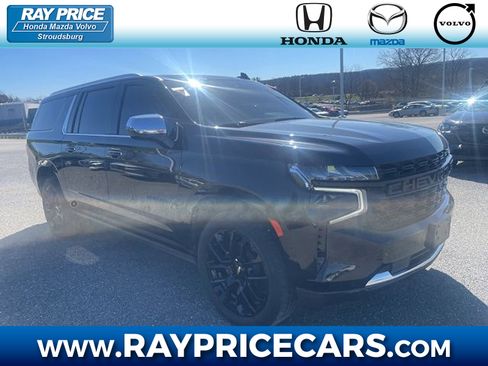 Used 2023 Chevrolet Suburban Premier AWD/4WD image 1