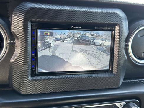 Used 2019 Jeep Wrangler Unlimited Sahara w/ Safety Group image 35