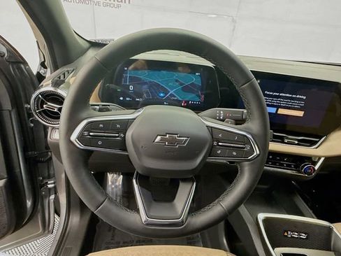 New 2026 Chevrolet Equinox ACTIV image 13