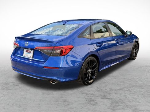 Used 2023 Honda Civic Sport image 6