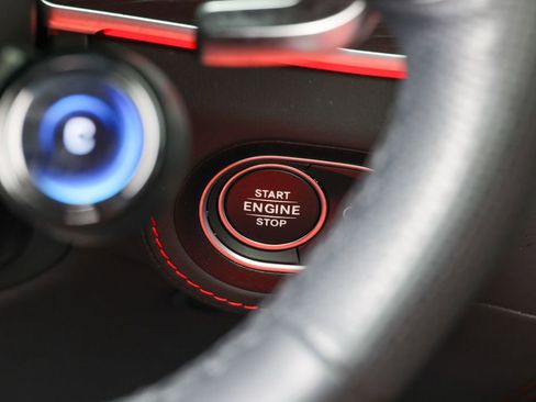 Used 2026 Mercedes-Benz GLE 53 AMG 4MATIC image 13