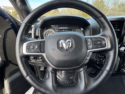 Used 2024 RAM 2500 Big Horn w/ Safety Group image 17