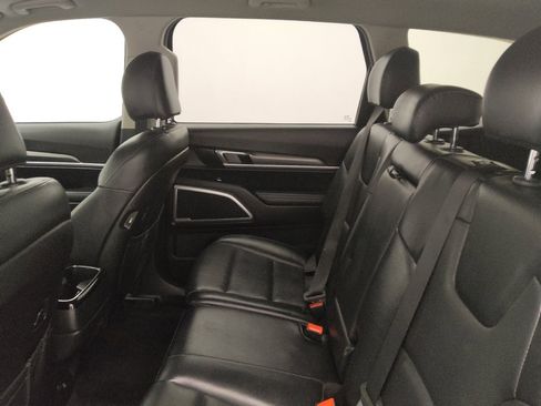 Used 2020 Kia Telluride LX AWD/4WD image 18