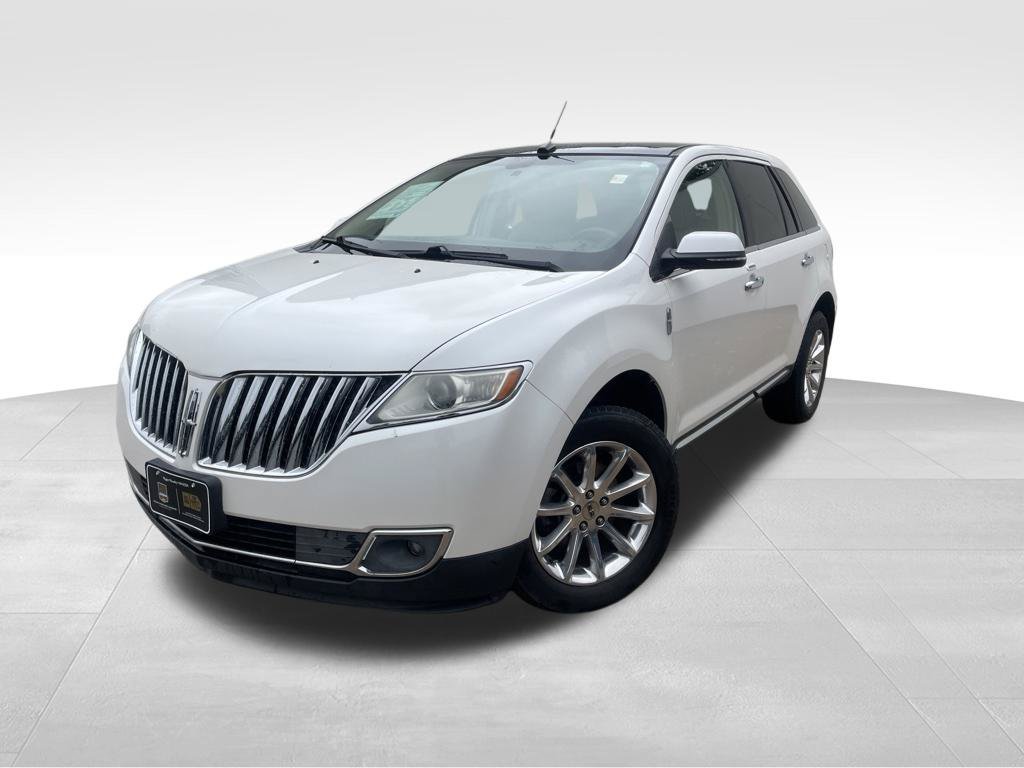 Used 2015 Lincoln MKX FWD w/ Equipment Group 102A image 1