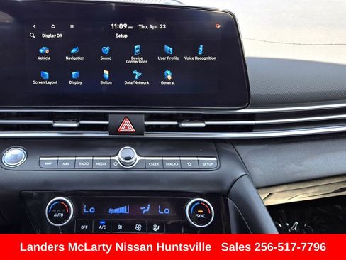 Used 2024 Hyundai Elantra SEL FWD image 18