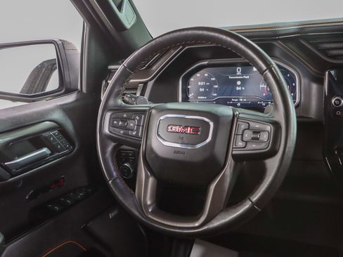 Used 2023 GMC Sierra 1500 AT4 w/ Technology Package AWD/4WD image 13
