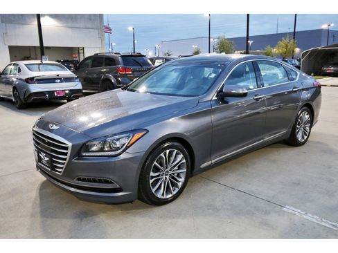 Used 2015 Hyundai Genesis 3.8 w/ Option Group 03 image 3