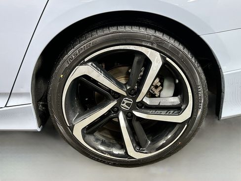 Used 2022 Honda Accord Sport image 29