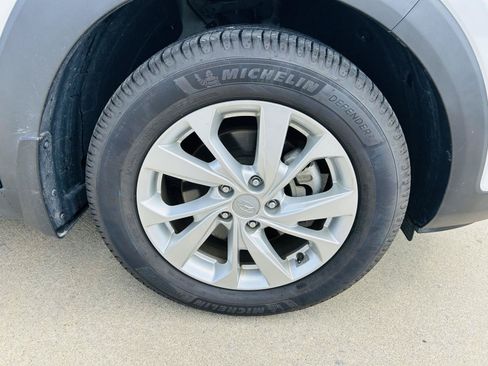 Used 2020 Hyundai Tucson Value AWD/4WD image 36