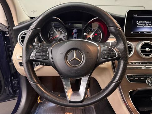Used 2018 Mercedes-Benz C 300 Sedan image 23