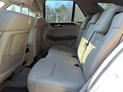 Used 2012 Mercedes-Benz ML 350 4MATIC image 10