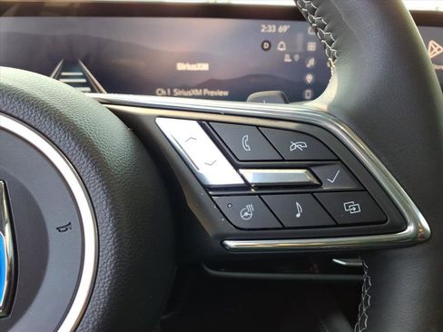 Used 2025 Buick Envision Preferred image 12