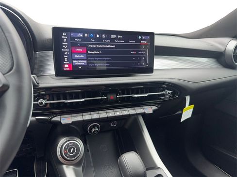 Used 2024 Alfa Romeo Tonale Veloce image 24