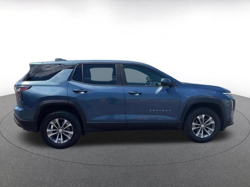 Used 2025 Chevrolet Equinox LT FWD image 16