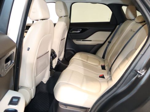 Used 2018 Jaguar F-PACE Prestige AWD/4WD image 51