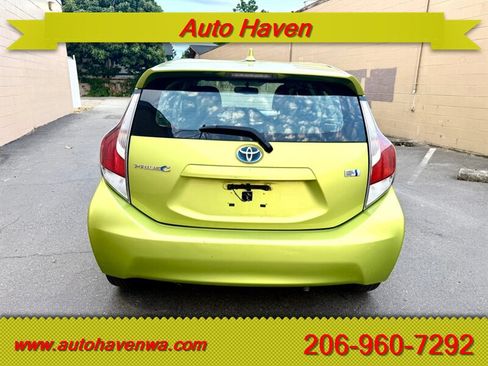 Used 2016 Toyota Prius C Two FWD image 6