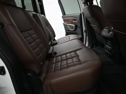 Used 2023 Nissan Titan Platinum Reserve w/ Off Road Protection Package AWD/4WD image 10