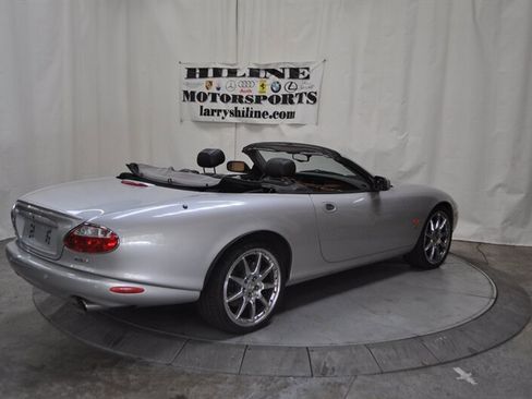 Used 2004 Jaguar XKR Convertible image 5