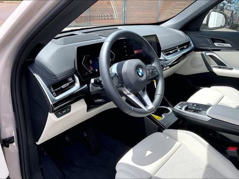 New 2026 BMW X1 xDrive28i w/ Technology Package AWD/4WD image 8