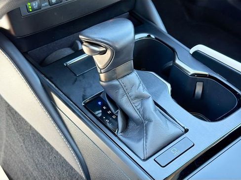 Used 2025 Lexus ES 350 w/ Premium Package image 28