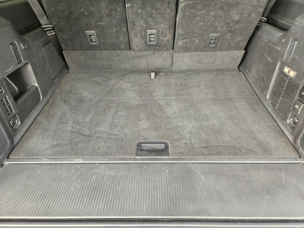Used 2025 Ford Expedition Max Platinum AWD/4WD image 32