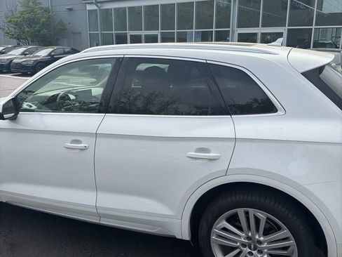 Used 2018 Audi Q5 Prestige w/ Prestige Package AWD/4WD image 13