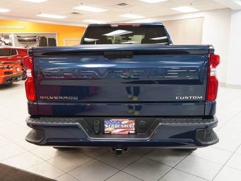 Used 2022 Chevrolet Silverado 1500 Custom AWD/4WD image 8