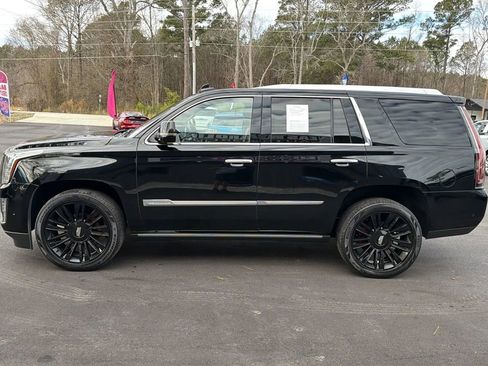 Used 2017 Cadillac Escalade Platinum image 5