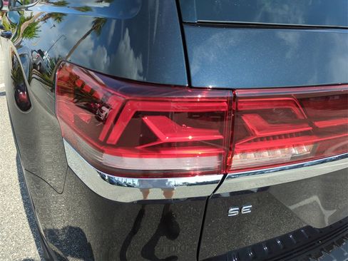 New 2026 Volkswagen Atlas SE image 14