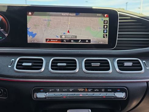 Used 2022 Mercedes-Benz GLE 450 4MATIC w/ AMG Line Exterior image 24