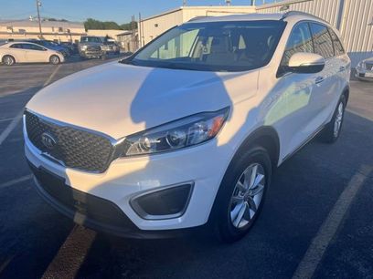 Used 2016 Kia Sorento LX w/ LX Convenience Package