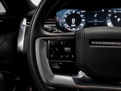 Used 2023 Land Rover Range Rover SE image 14