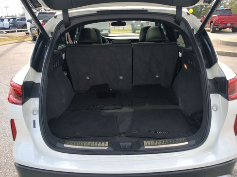 Used 2019 INFINITI QX50 Essential w/ Sensory Package image 23