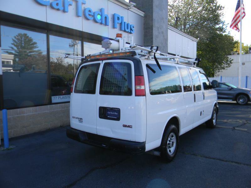 Used 2015 GMC Savana 3500 RWD image 6