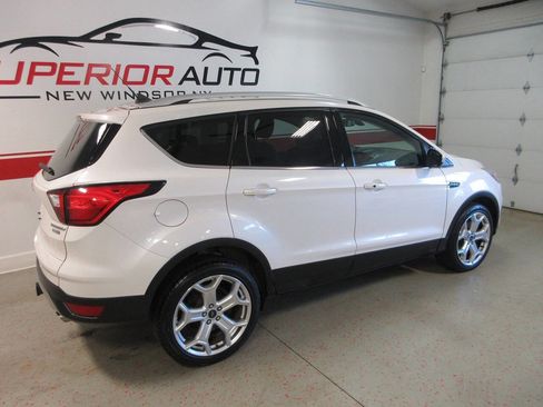 Used 2019 Ford Escape Titanium w/ U9j03 - Titanium Tow Package image 4